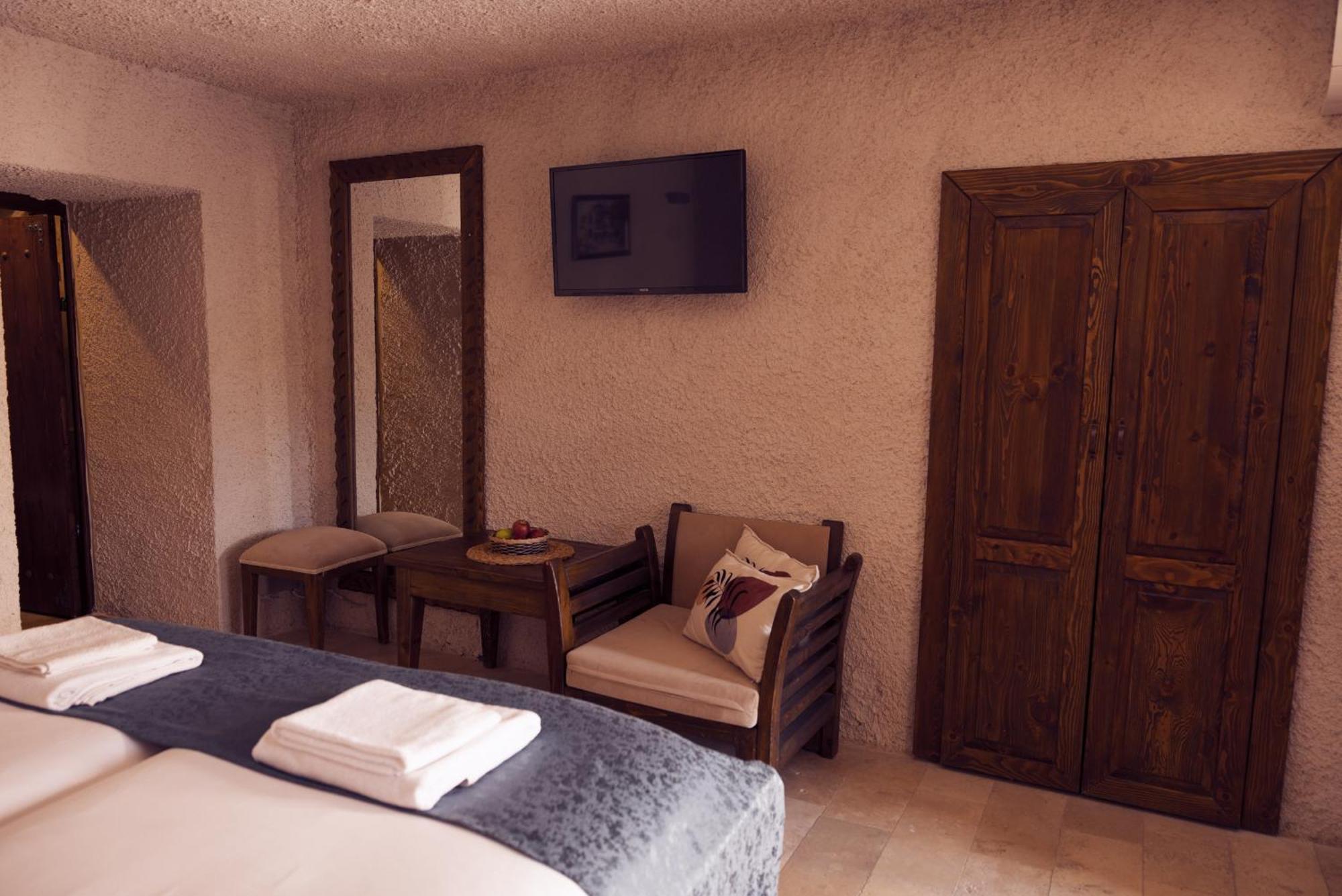 Goereme Stone Age Apartment Екстериор снимка