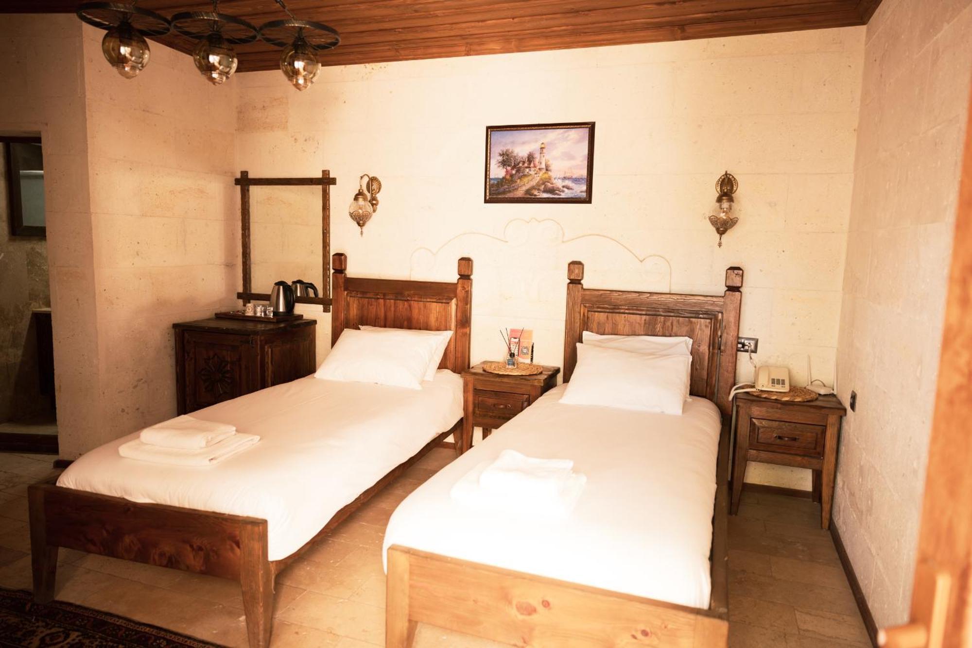 Goereme Stone Age Apartment Стая снимка