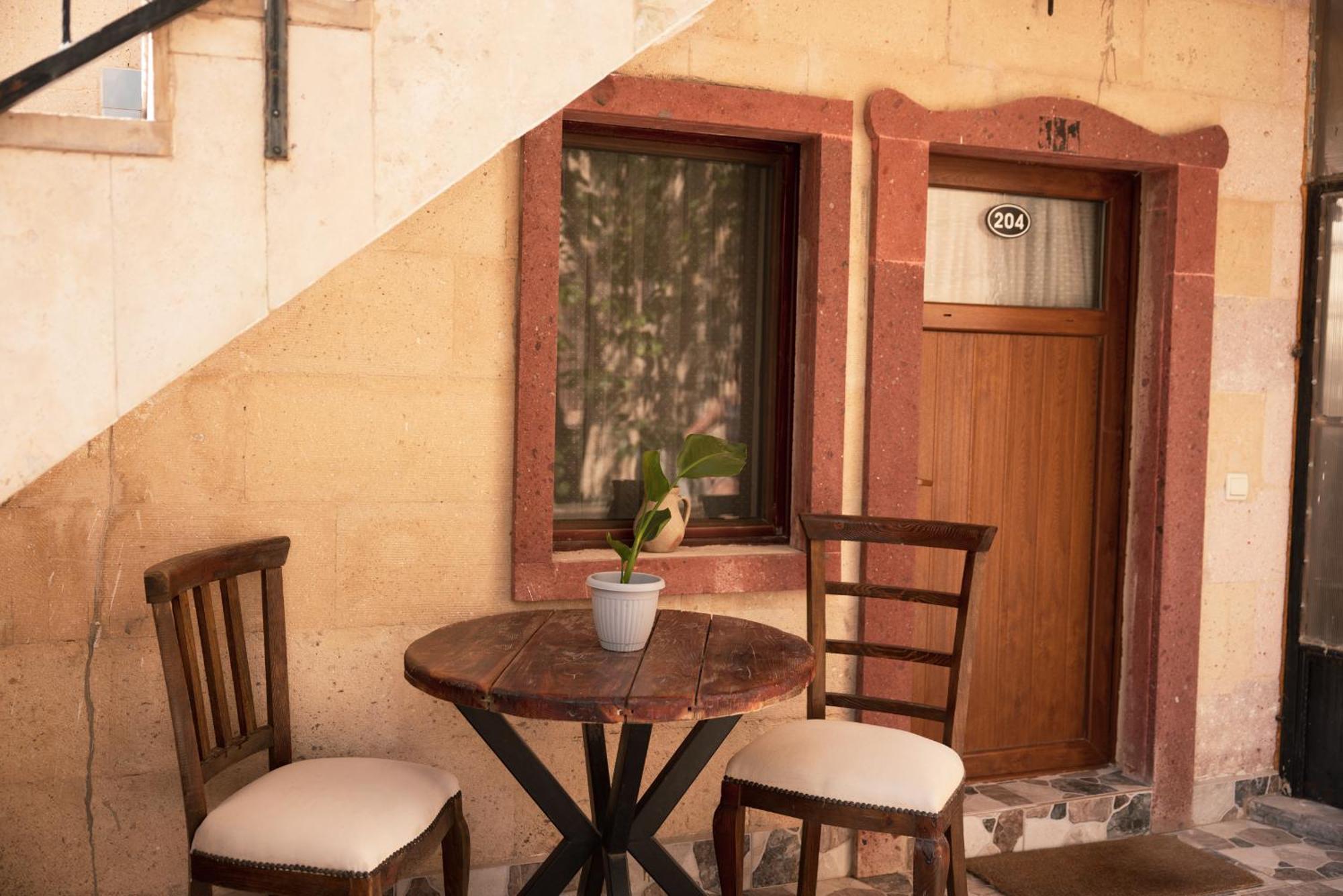 Goereme Stone Age Apartment Екстериор снимка
