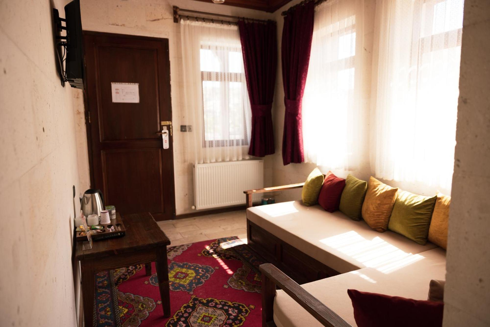 Goereme Stone Age Apartment Екстериор снимка