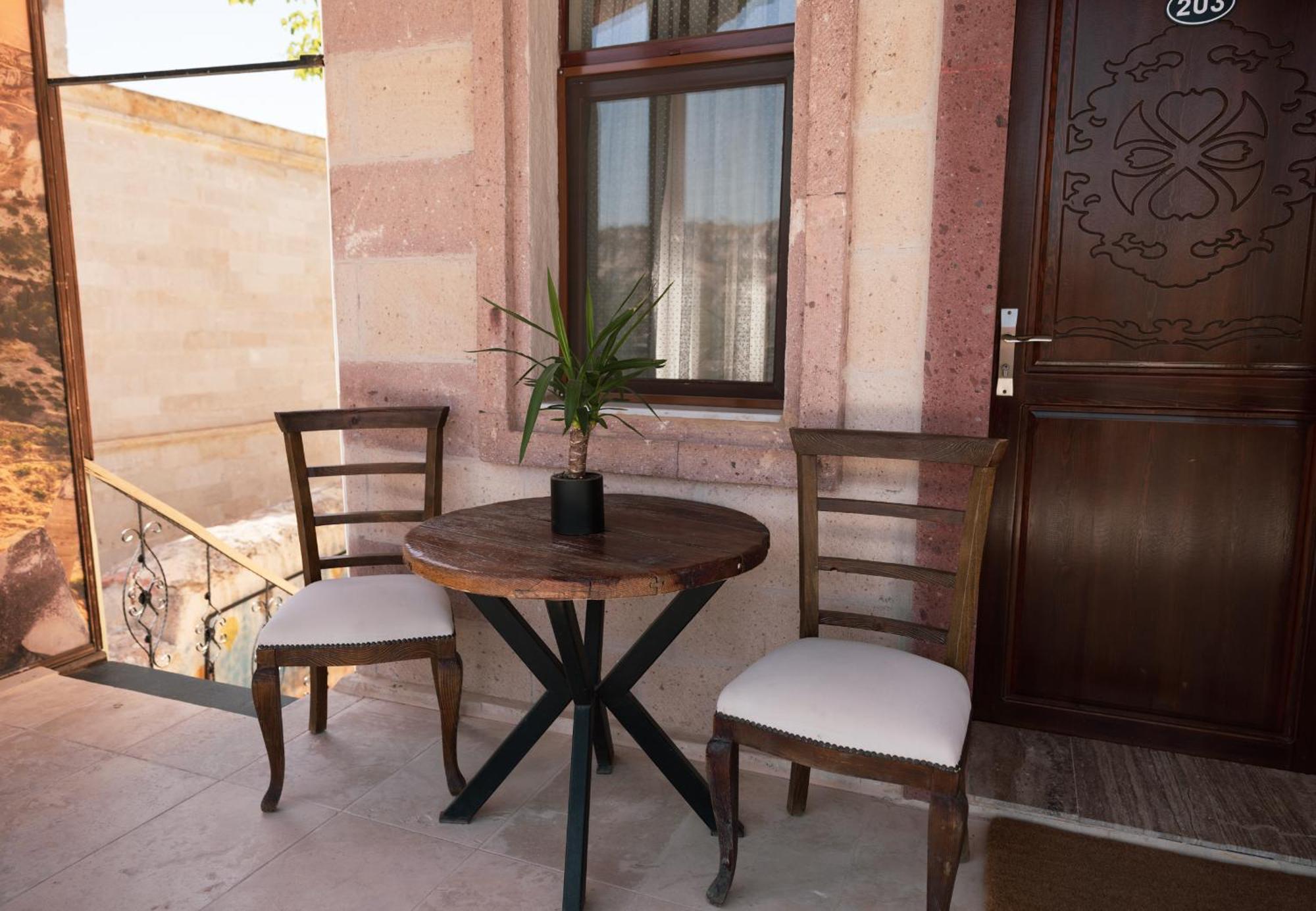 Goereme Stone Age Apartment Екстериор снимка