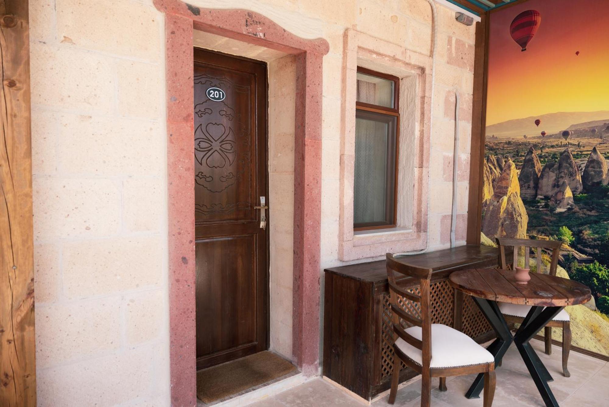 Goereme Stone Age Apartment Екстериор снимка