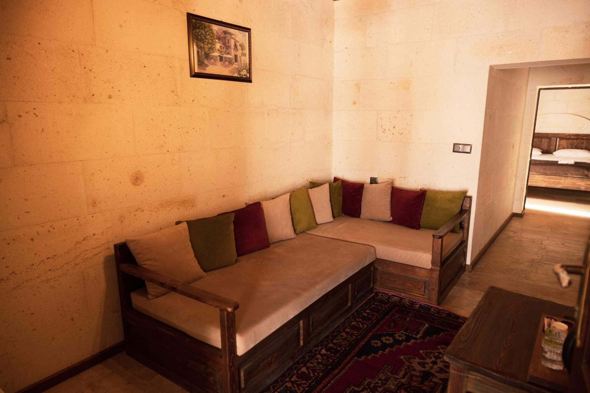 Goereme Stone Age Apartment Екстериор снимка