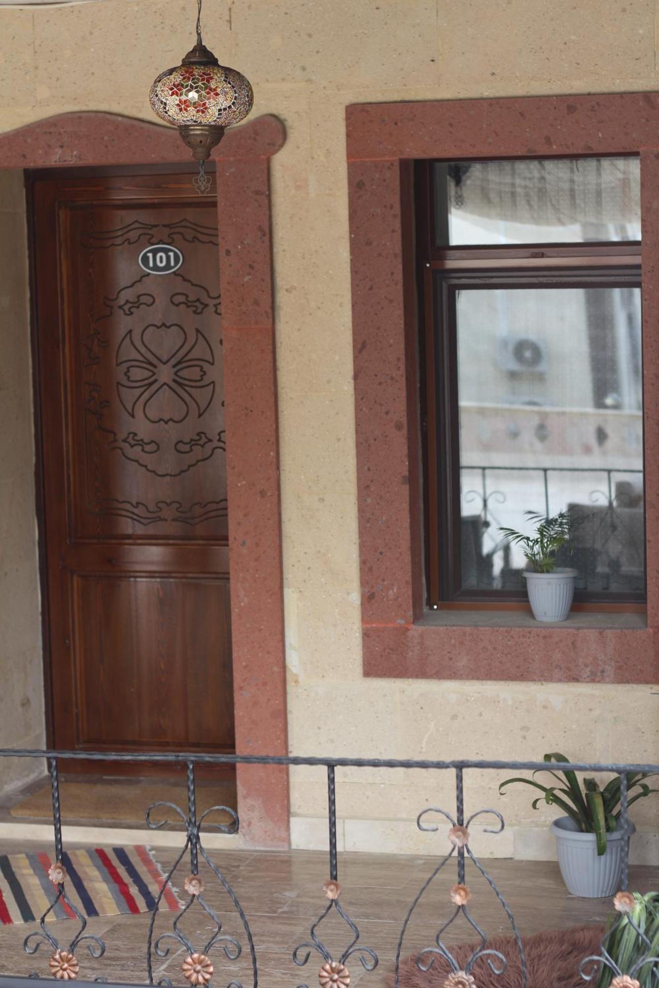Goereme Stone Age Apartment Екстериор снимка